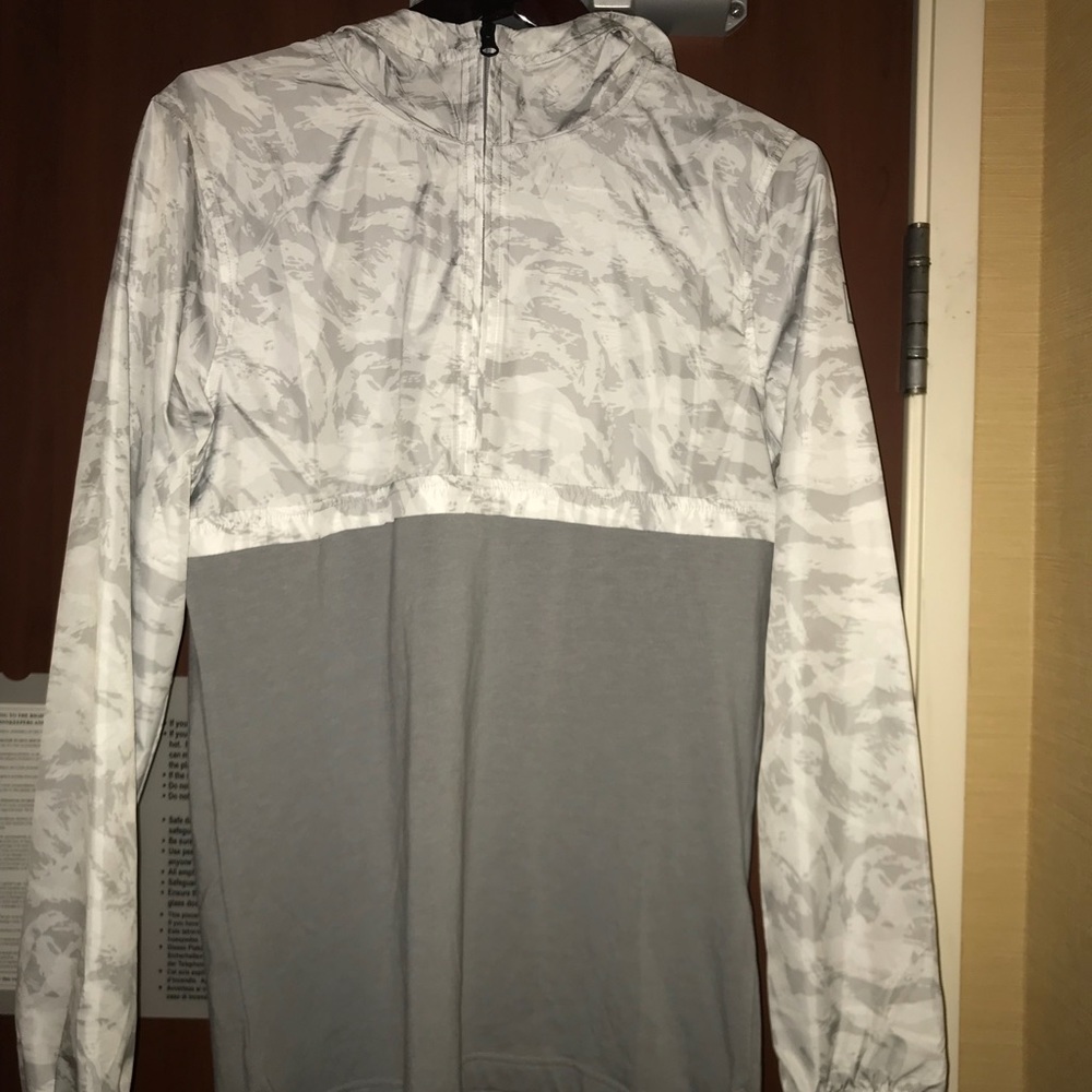 Under Armour Windbreaker Jacket